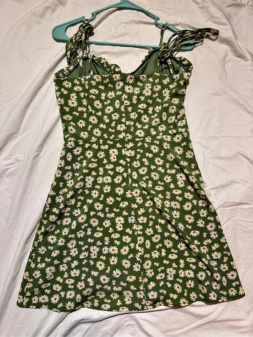 BridGE Floral Mini Dress in Green & White Size Medium - Picture 3 of 4